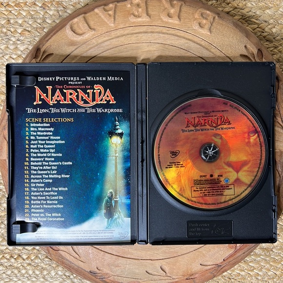 3 Bundle DVD Lot Nemo - Annie - Narnia - Picture 6 of 12